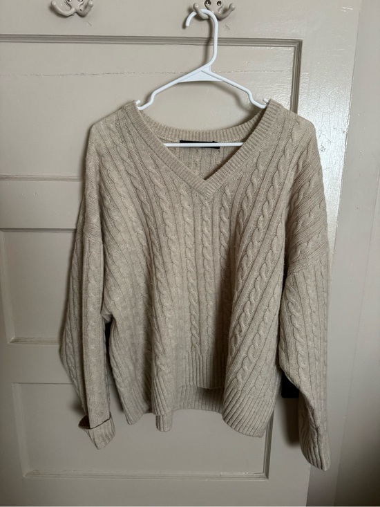 Jenni Kayne Sweaters - Jenni Kayne Nell V-Neck Sweater